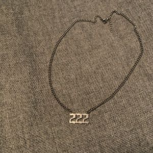 222 ANGEL NUMBER SILVER COLOUR CHAIN LINK NECKLACE